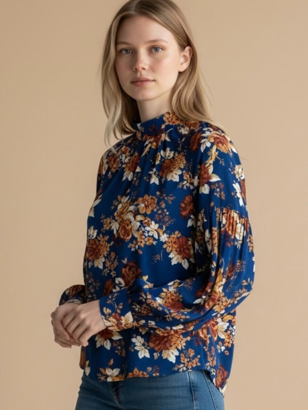 Veronica Beard Silk Blouse Size 2 Blue, brown, camel